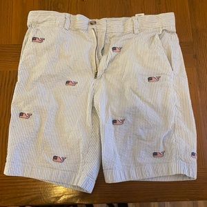 Vineyard vines shorts